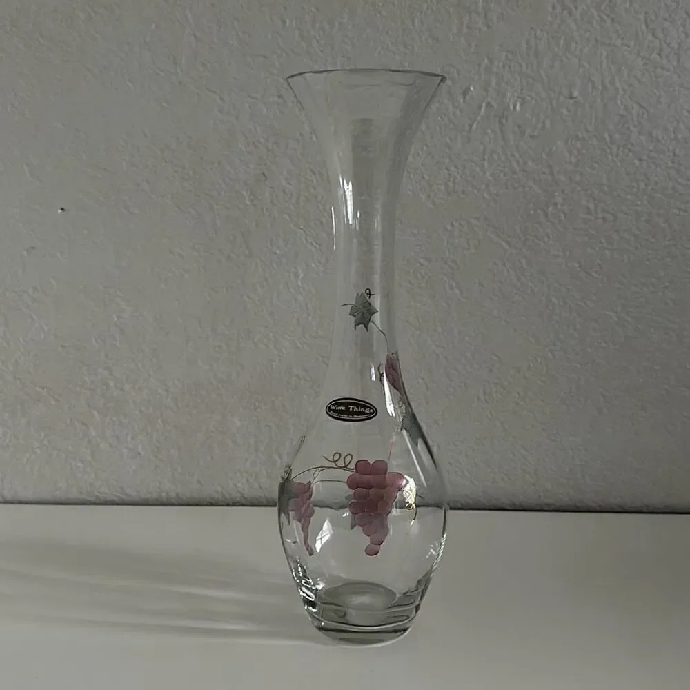 Wine n Things Grape print Wine decanter / carafe in great condition
